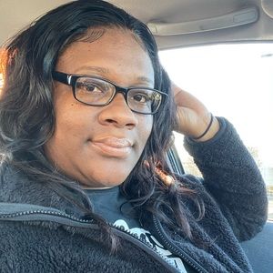 Meet your Posher, Tenisha